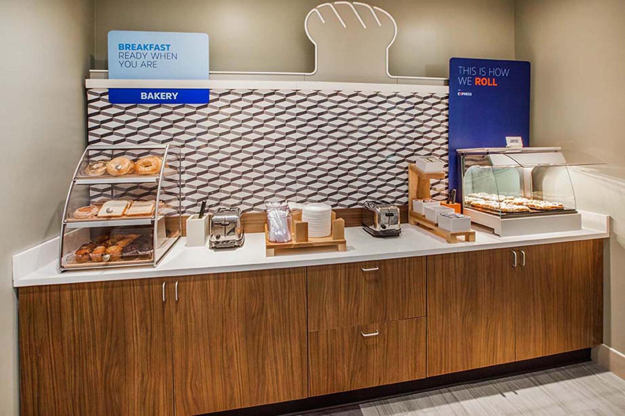 Holiday Inn Express & Suites Bryan - College Station By Ihg Eksteriør billede