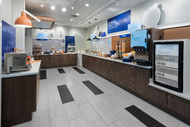 Holiday Inn Express & Suites Bryan - College Station By Ihg Eksteriør billede